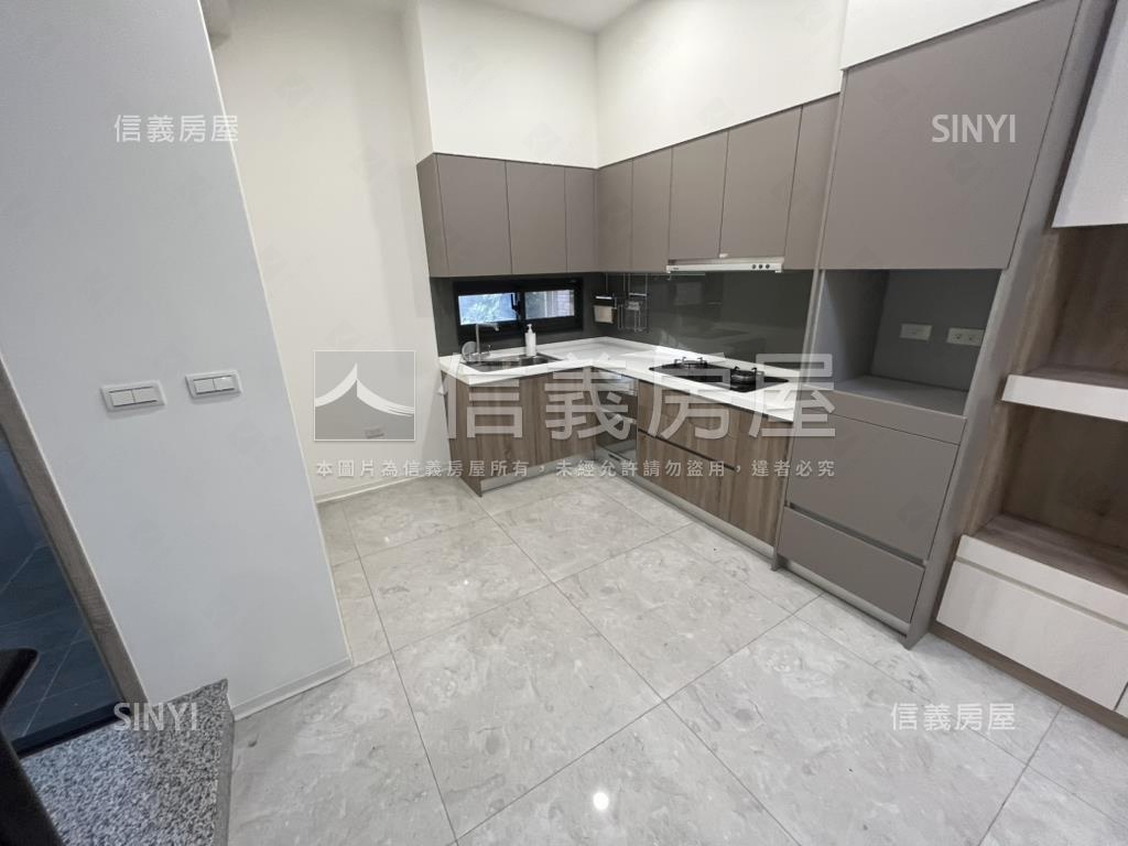 悟實壹章裝潢戶房屋室內格局與周邊環境