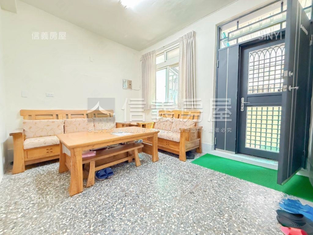三民大面寬孝親房透天房屋室內格局與周邊環境