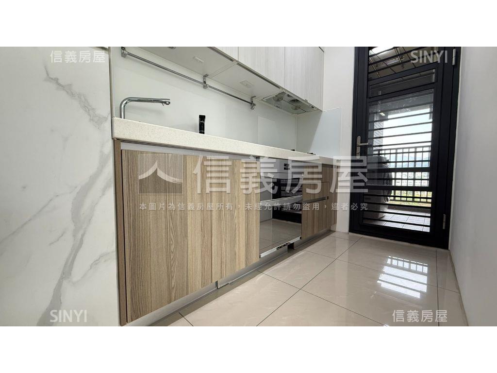 總太２０２０美美三房平車房屋室內格局與周邊環境