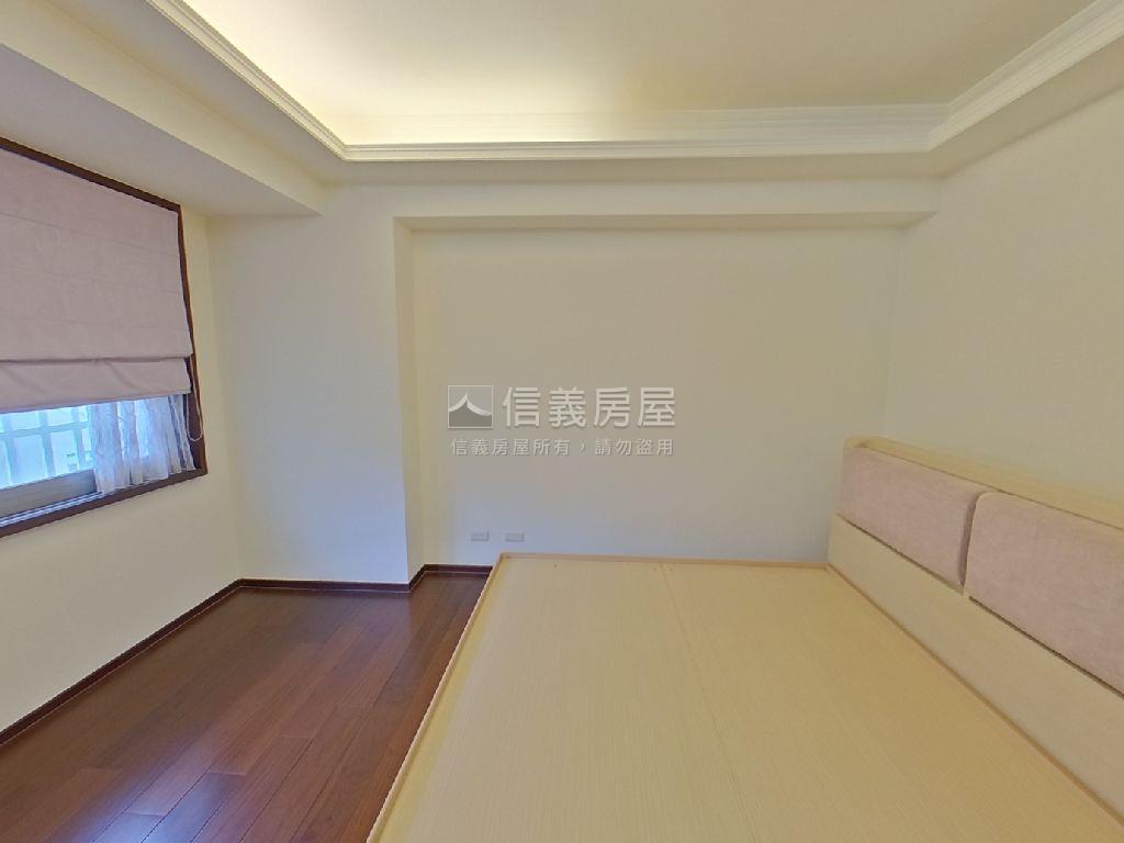 興隆公園旁二房二衛附車位房屋室內格局與周邊環境
