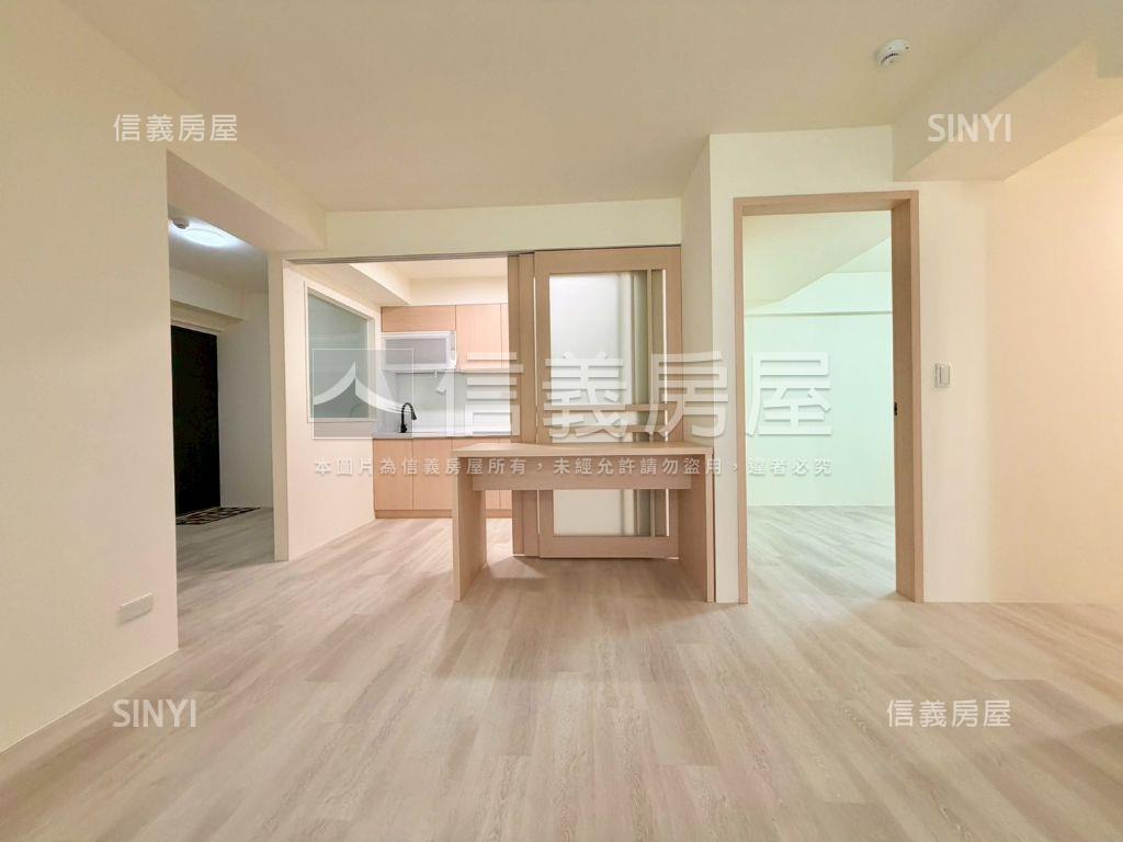 全新裝潢貴園電梯美廈房屋室內格局與周邊環境