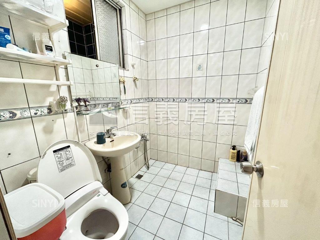 龜山次頂樓低總價公寓房屋室內格局與周邊環境