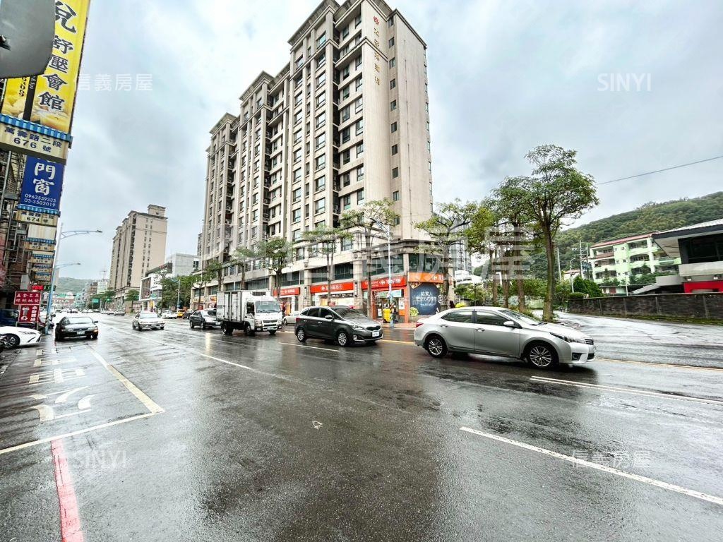 龜山次頂樓低總價公寓房屋室內格局與周邊環境