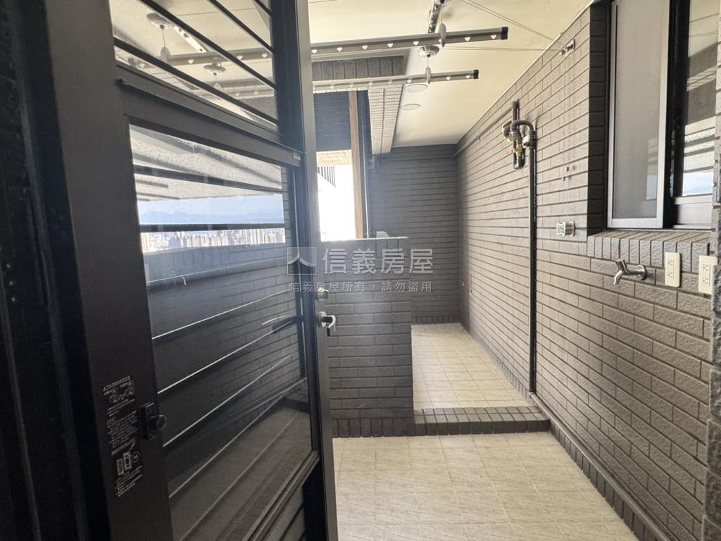 ＴＨＥ精銳｜高樓雙平車房屋室內格局與周邊環境