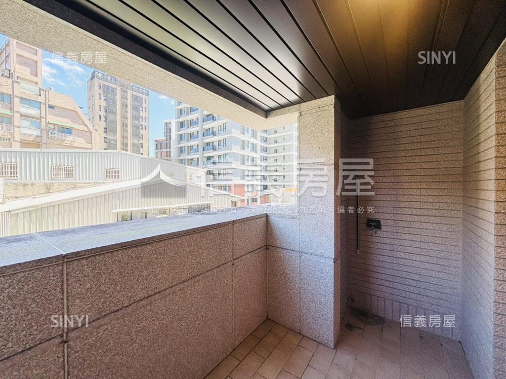 和暘信邑典雅大器四房雙衛房屋室內格局與周邊環境