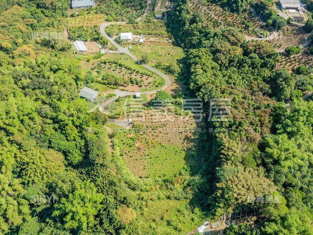 南投中寮土地Ｂ適露營區房屋室內格局與周邊環境