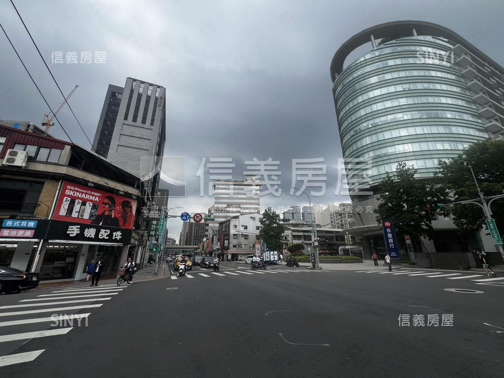 正八德路金店面商三特房屋室內格局與周邊環境