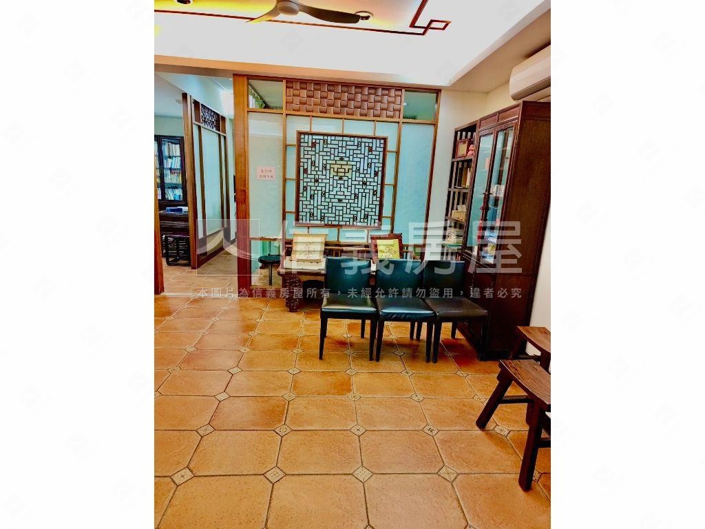 正寧波西街金店面房屋室內格局與周邊環境