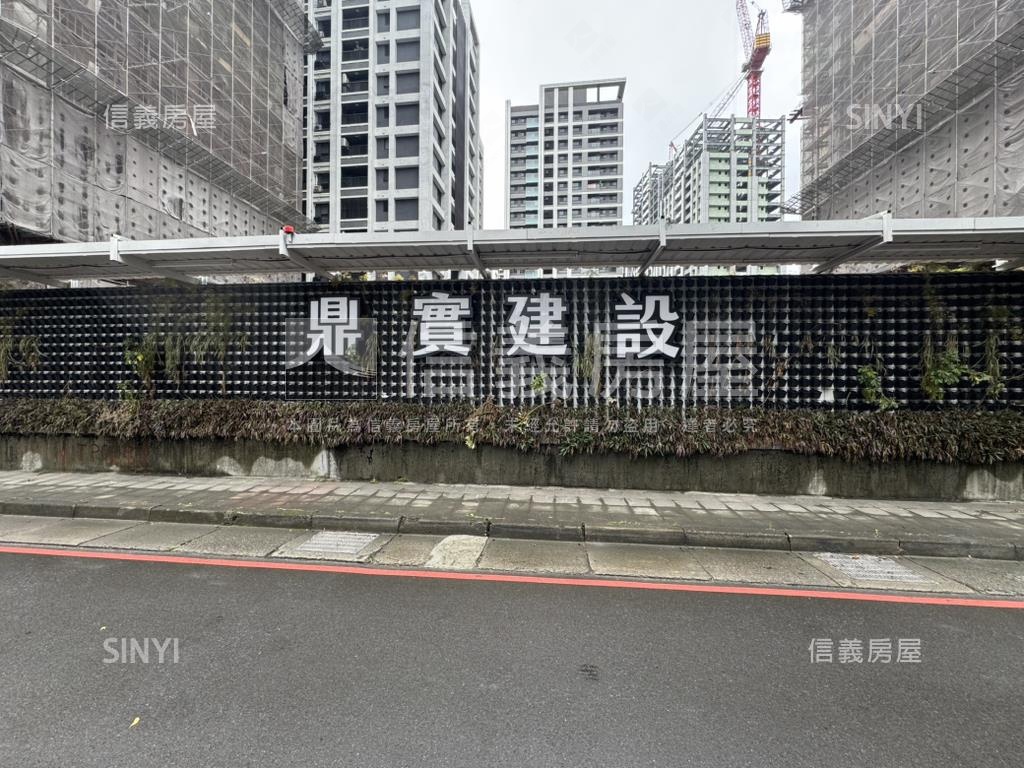 鼎實唯我兩房兩衛浴房屋室內格局與周邊環境