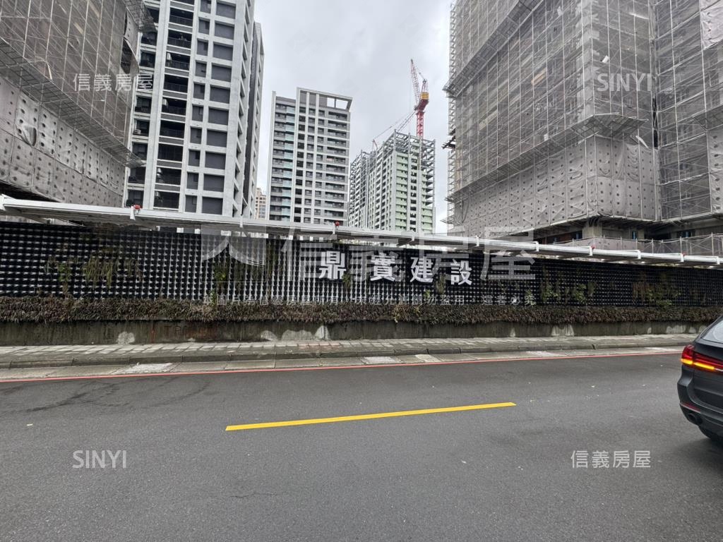 鼎實唯我兩房兩衛浴房屋室內格局與周邊環境