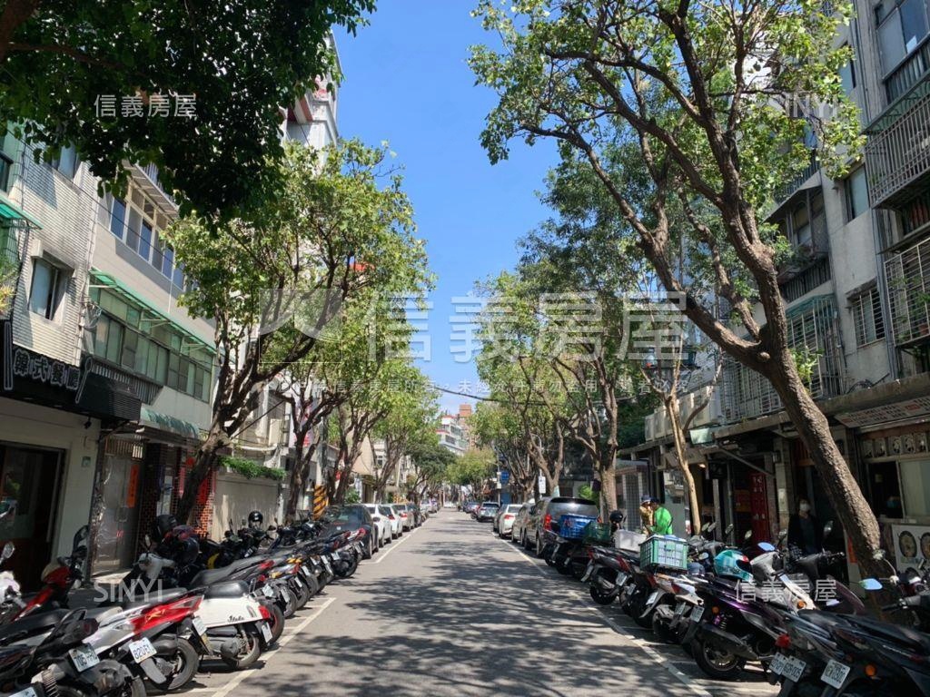 專任大直站旁金店面房屋室內格局與周邊環境