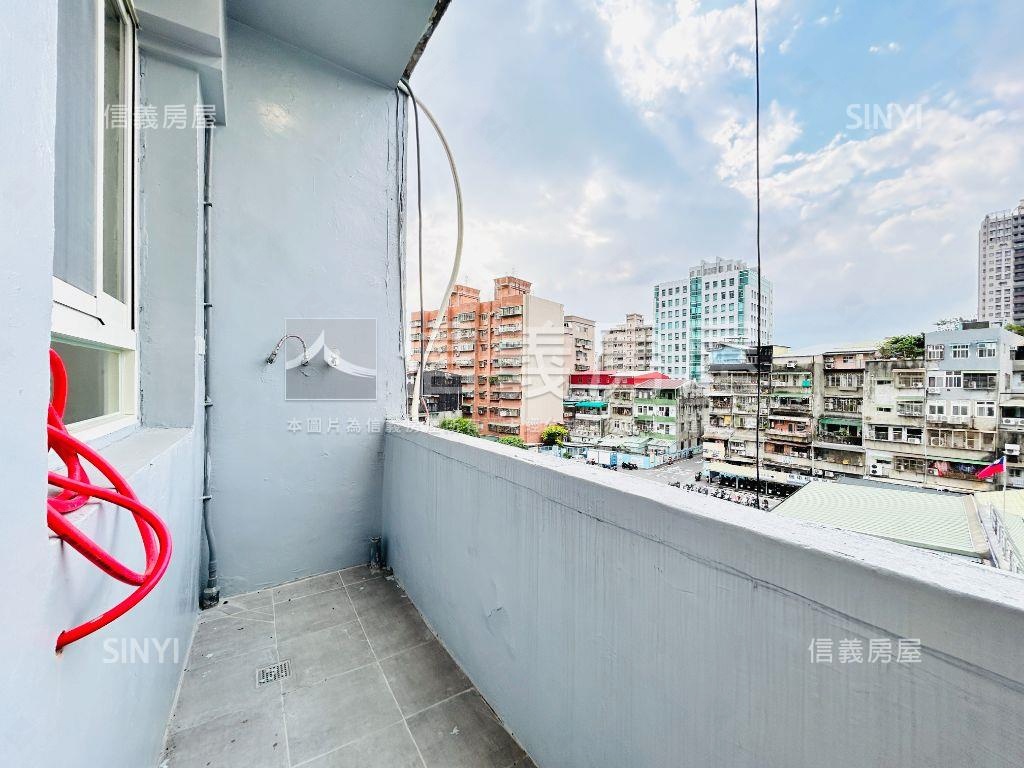 首席晴翠豪邸房屋室內格局與周邊環境