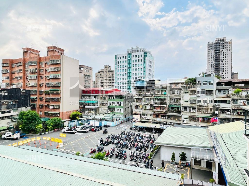 首席晴翠豪邸房屋室內格局與周邊環境