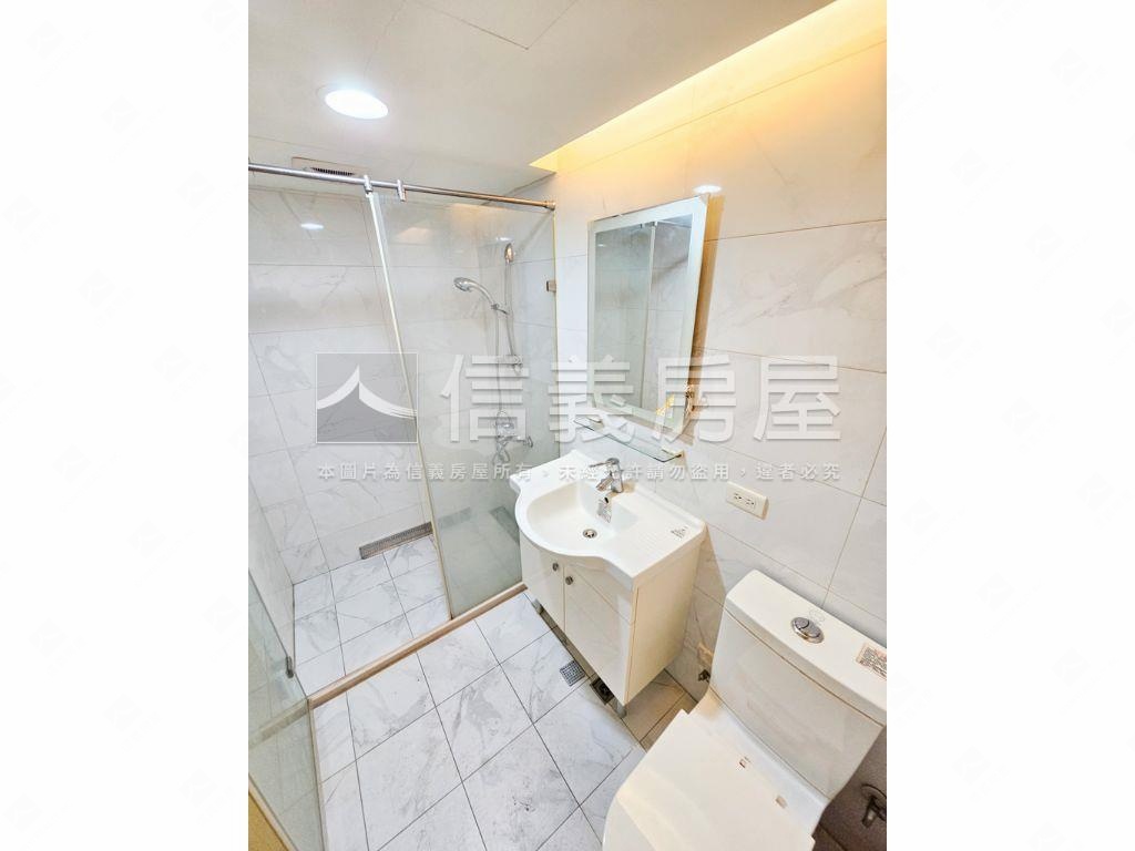 近老街溪稀有捷運套房房屋室內格局與周邊環境