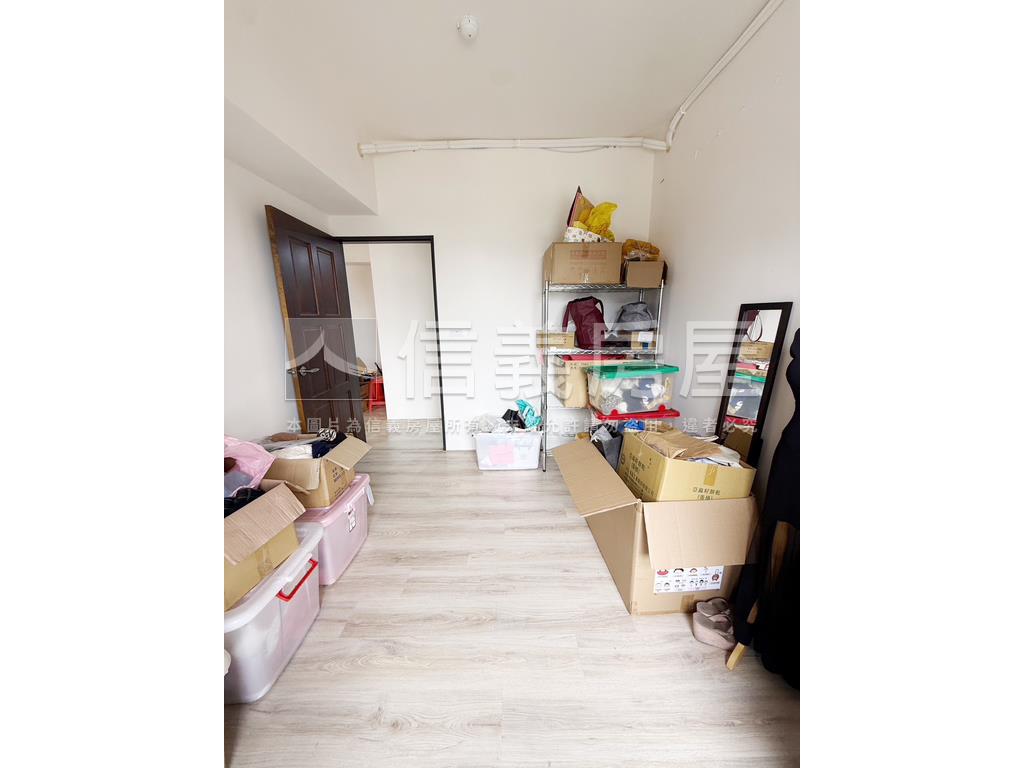 興願景河岸兩房房屋室內格局與周邊環境