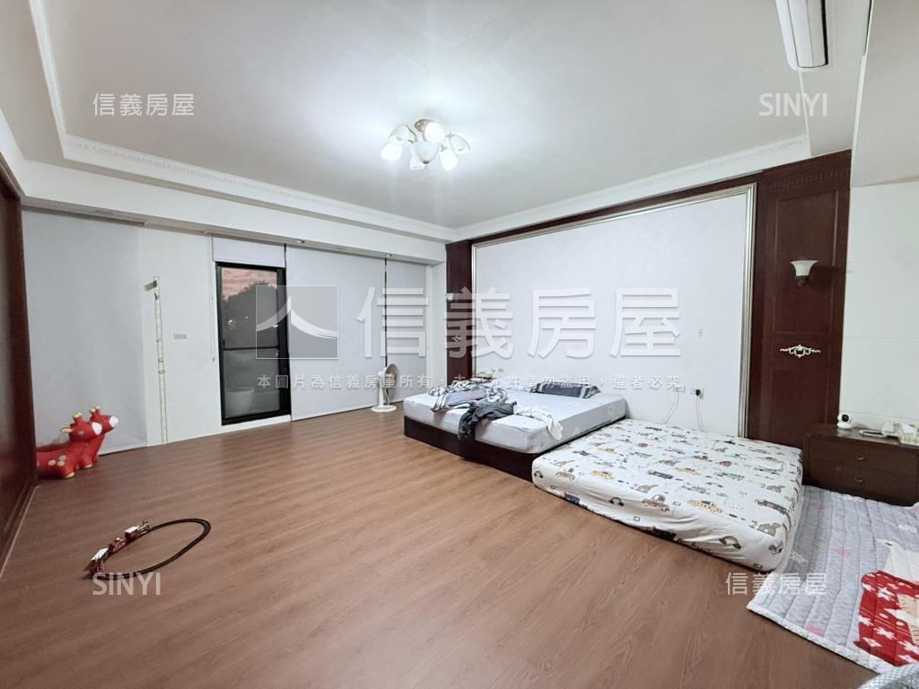 東區公園旁臨路大器雙車墅房屋室內格局與周邊環境