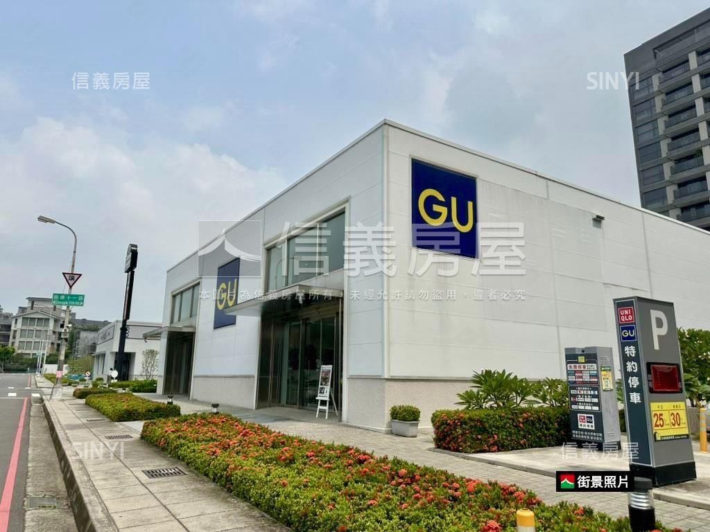 近未來。漢神百貨金店面房屋室內格局與周邊環境