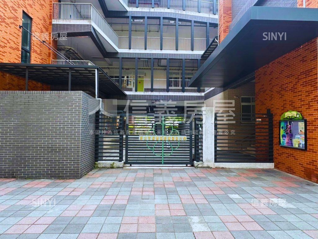 新埔低總價美寓雙捷運房屋室內格局與周邊環境