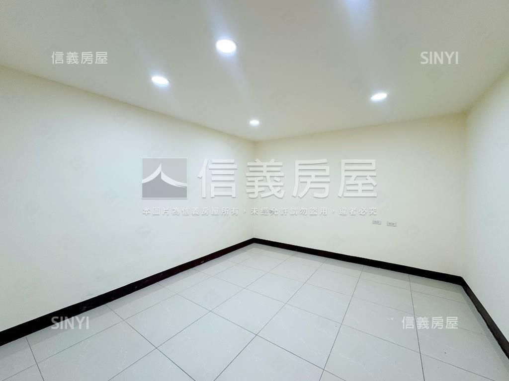 『霄裡池畔』一樓店辦房屋室內格局與周邊環境