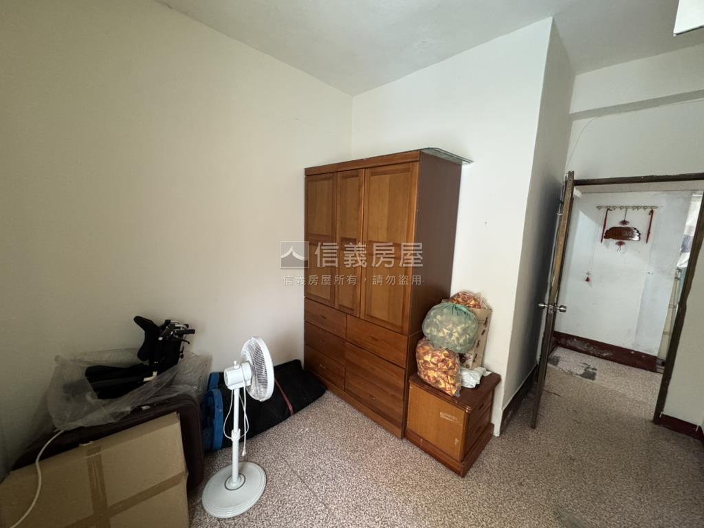 低總價公寓三房房屋室內格局與周邊環境