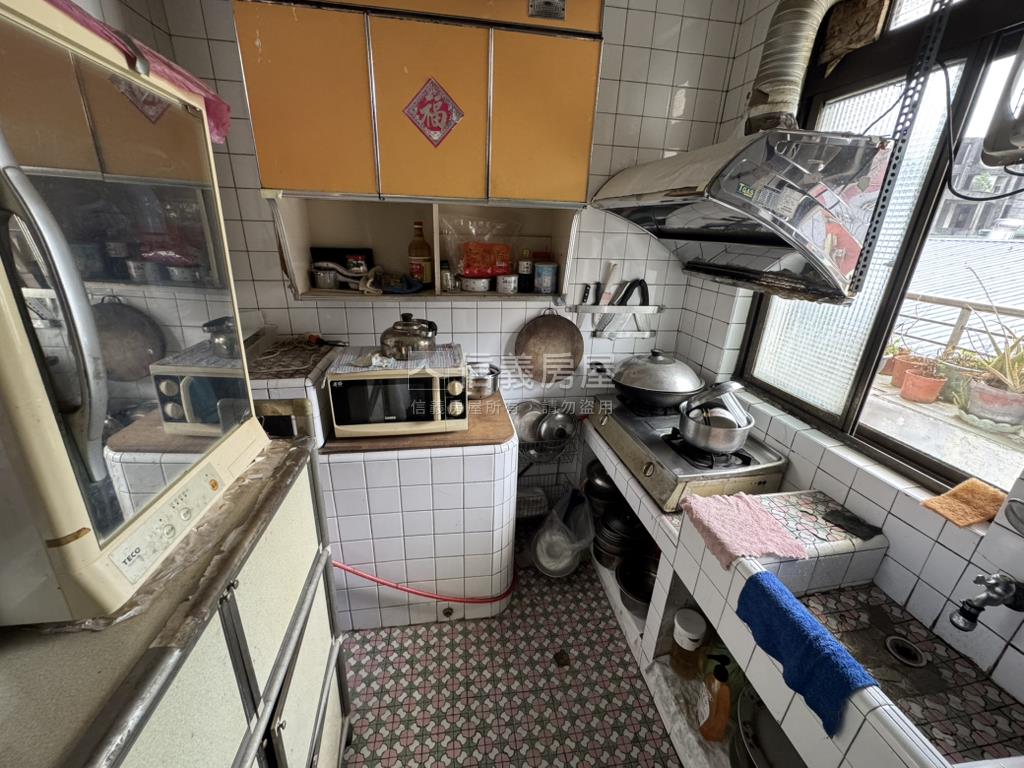低總價公寓三房房屋室內格局與周邊環境