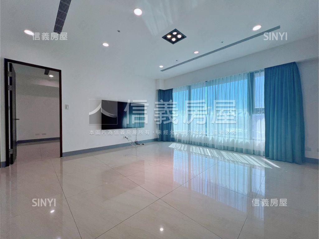 世紀館三房高樓稀有釋出房屋室內格局與周邊環境