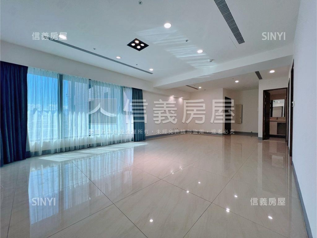 世紀館三房高樓稀有釋出房屋室內格局與周邊環境