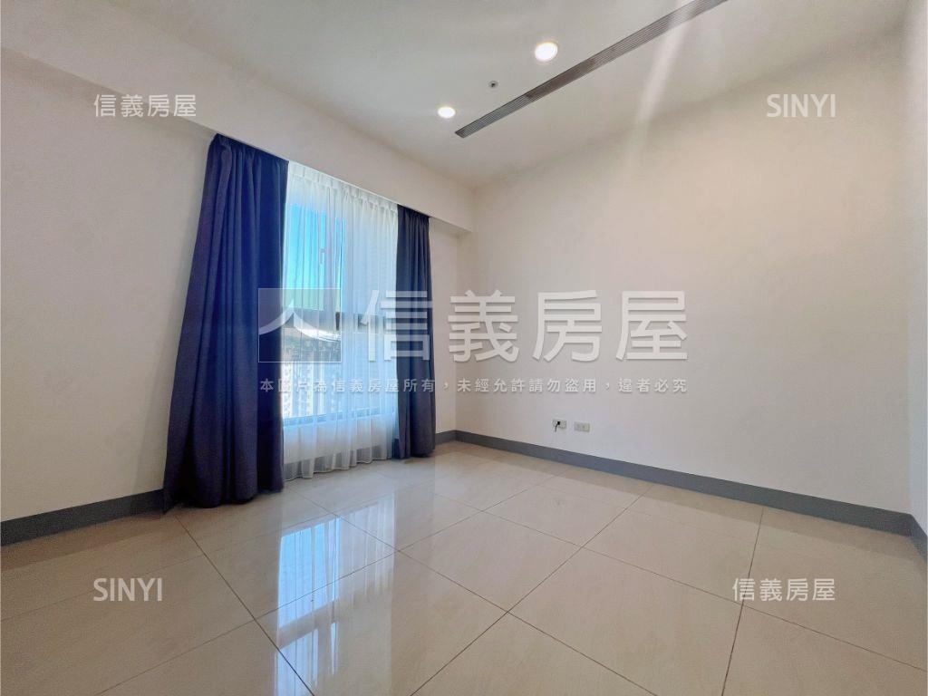 世紀館三房高樓稀有釋出房屋室內格局與周邊環境