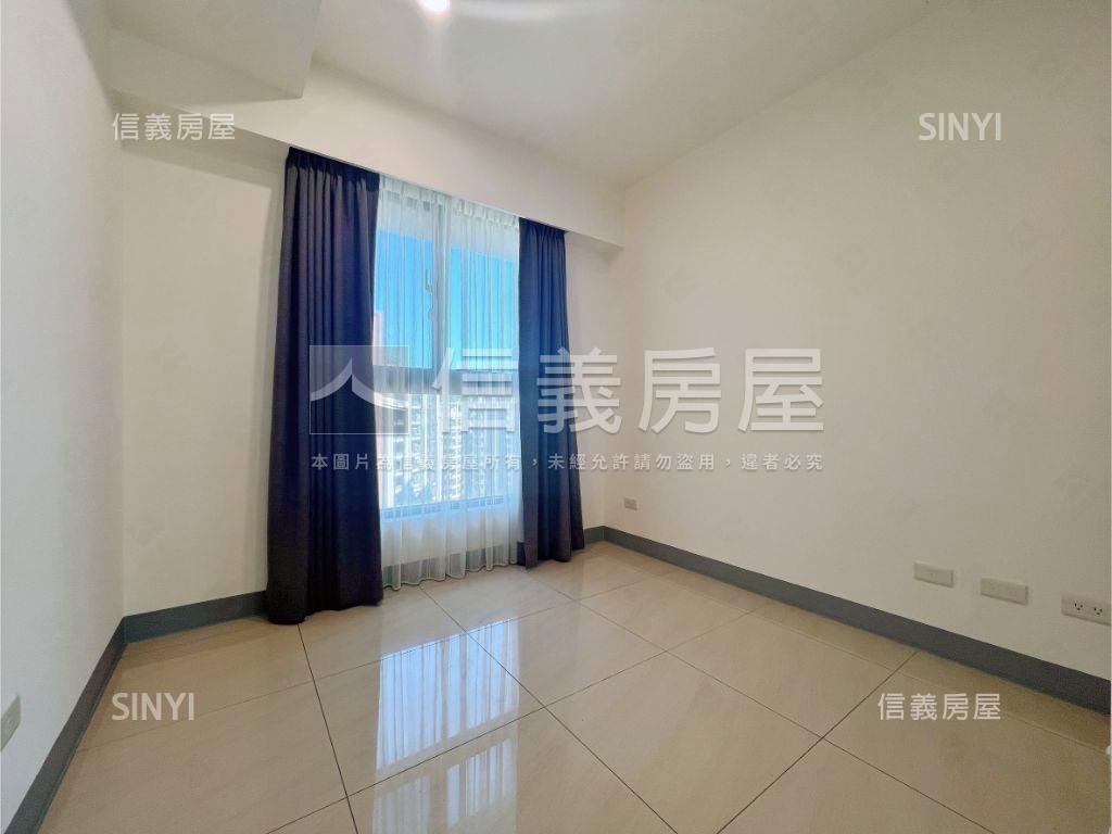 世紀館三房高樓稀有釋出房屋室內格局與周邊環境