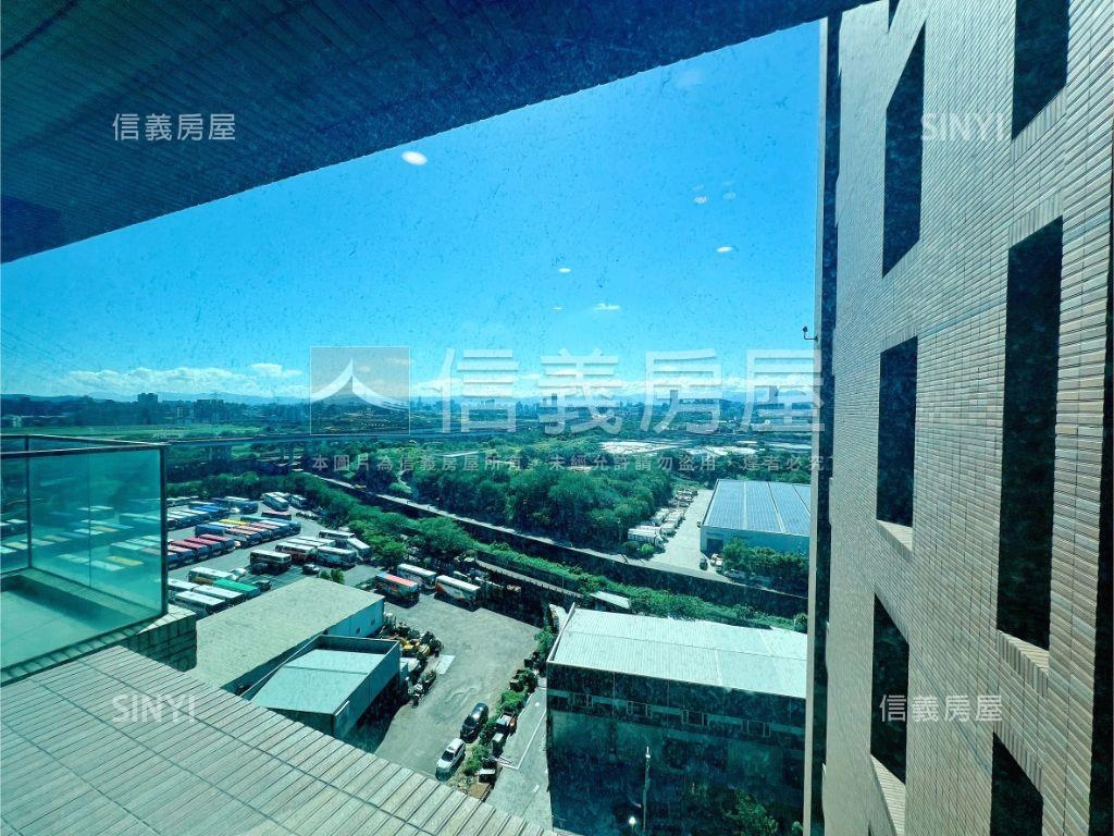 世紀館三房高樓稀有釋出房屋室內格局與周邊環境