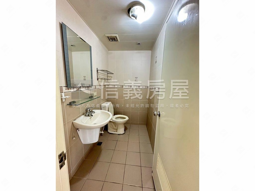新店高中旁漂亮公寓房屋室內格局與周邊環境
