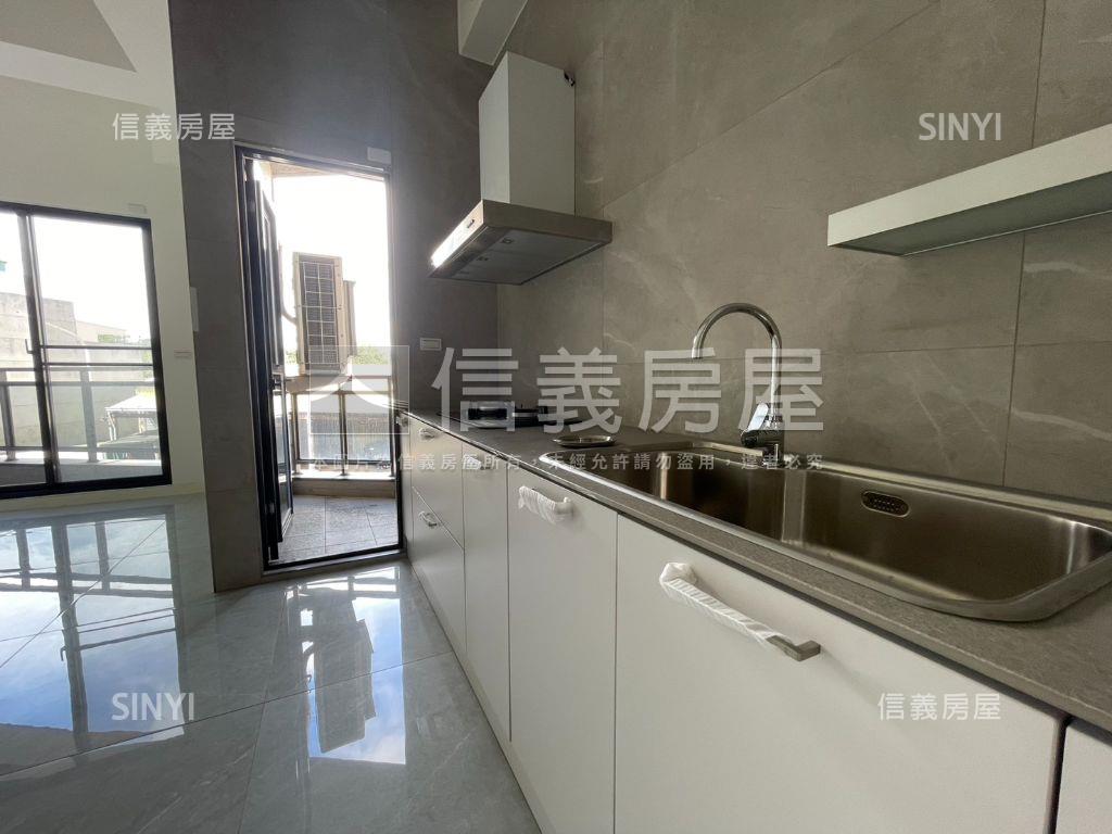 永成輕齡邊間電梯店面透天房屋室內格局與周邊環境