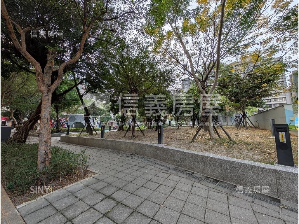 成功國小大四房電梯華廈房屋室內格局與周邊環境