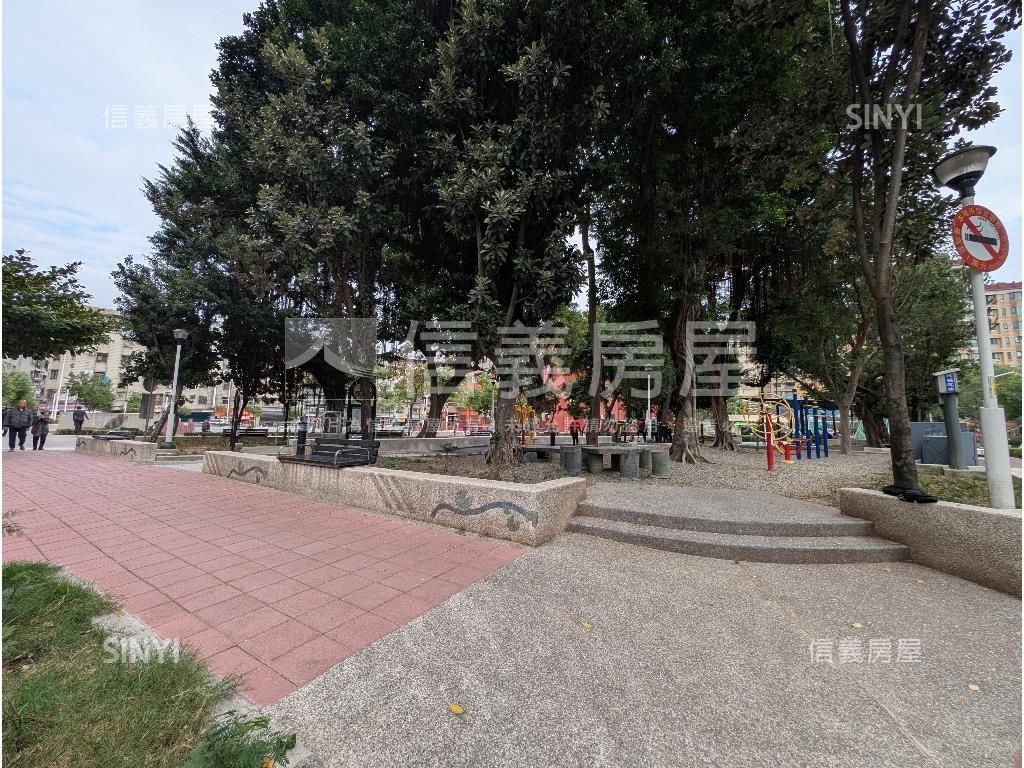 成功國小大四房電梯華廈房屋室內格局與周邊環境