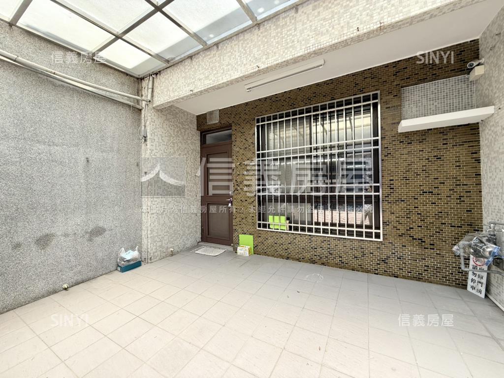 東區府連路臨路透天房屋室內格局與周邊環境
