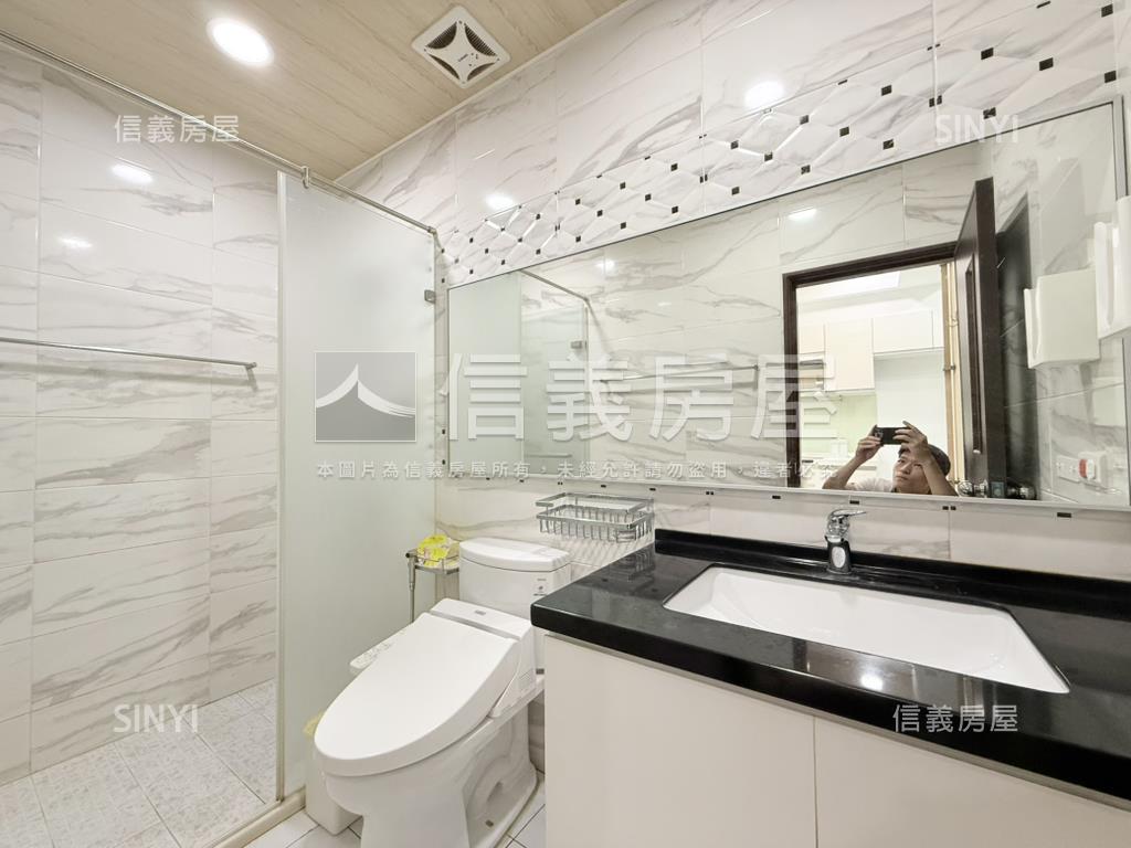 東區府連路臨路透天房屋室內格局與周邊環境