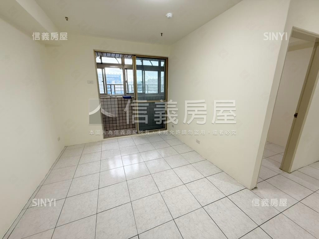 景觀。低公設。兩房電梯房屋室內格局與周邊環境