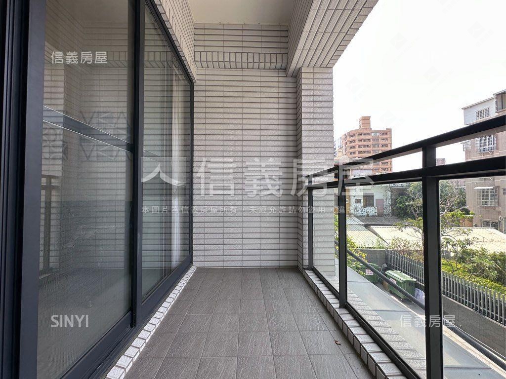 近鼎中商圈雙衛浴２房房屋室內格局與周邊環境