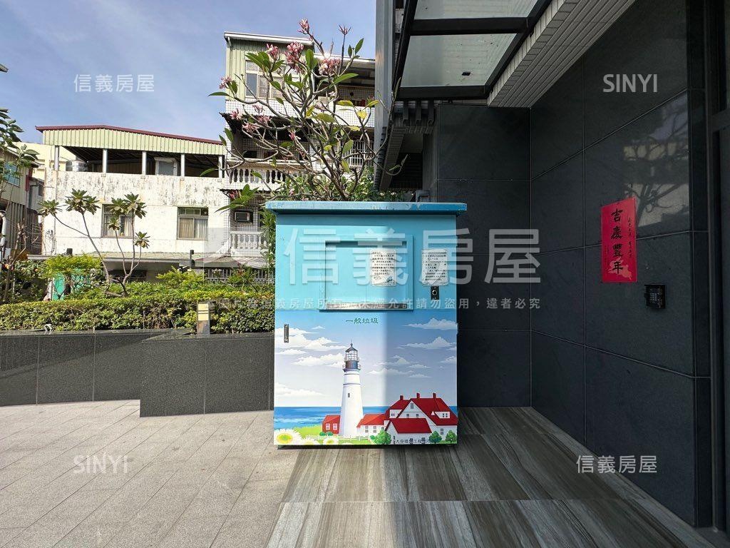 近鼎中商圈雙衛浴２房房屋室內格局與周邊環境