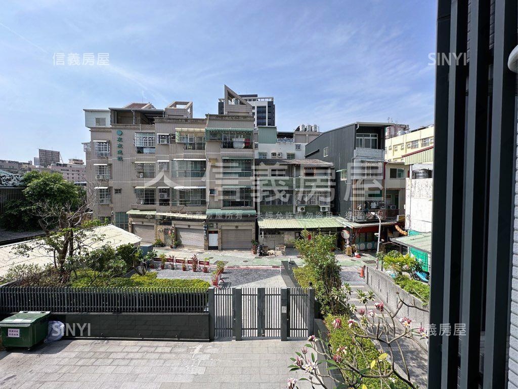 近鼎中商圈雙衛浴２房房屋室內格局與周邊環境