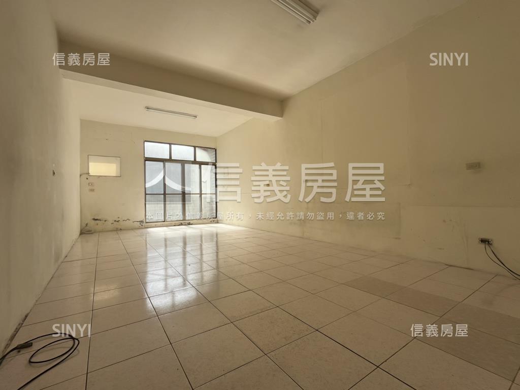 近中彰邊間騎樓透天房屋室內格局與周邊環境