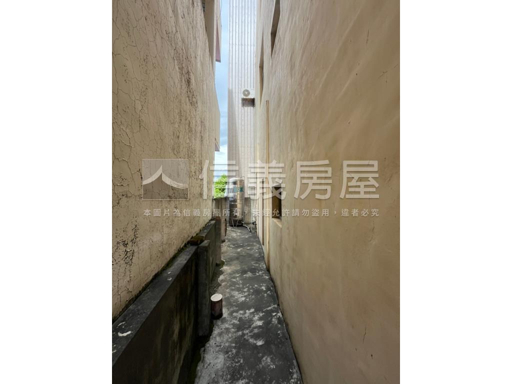 近中彰邊間騎樓透天房屋室內格局與周邊環境