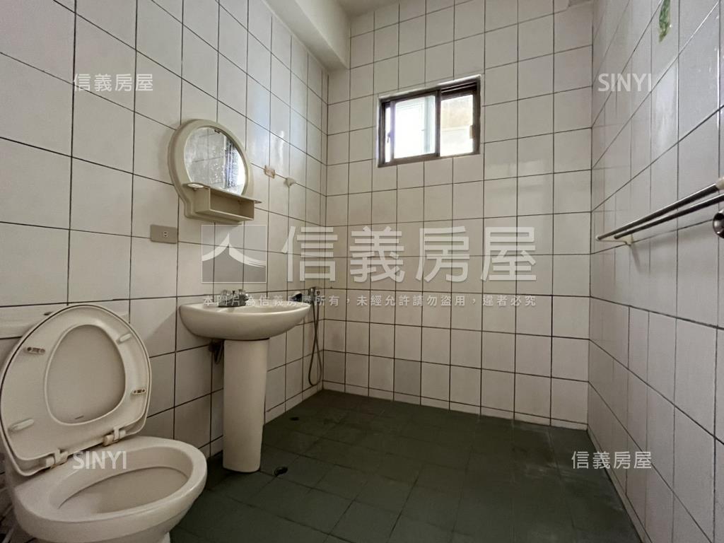 近中彰邊間騎樓透天房屋室內格局與周邊環境