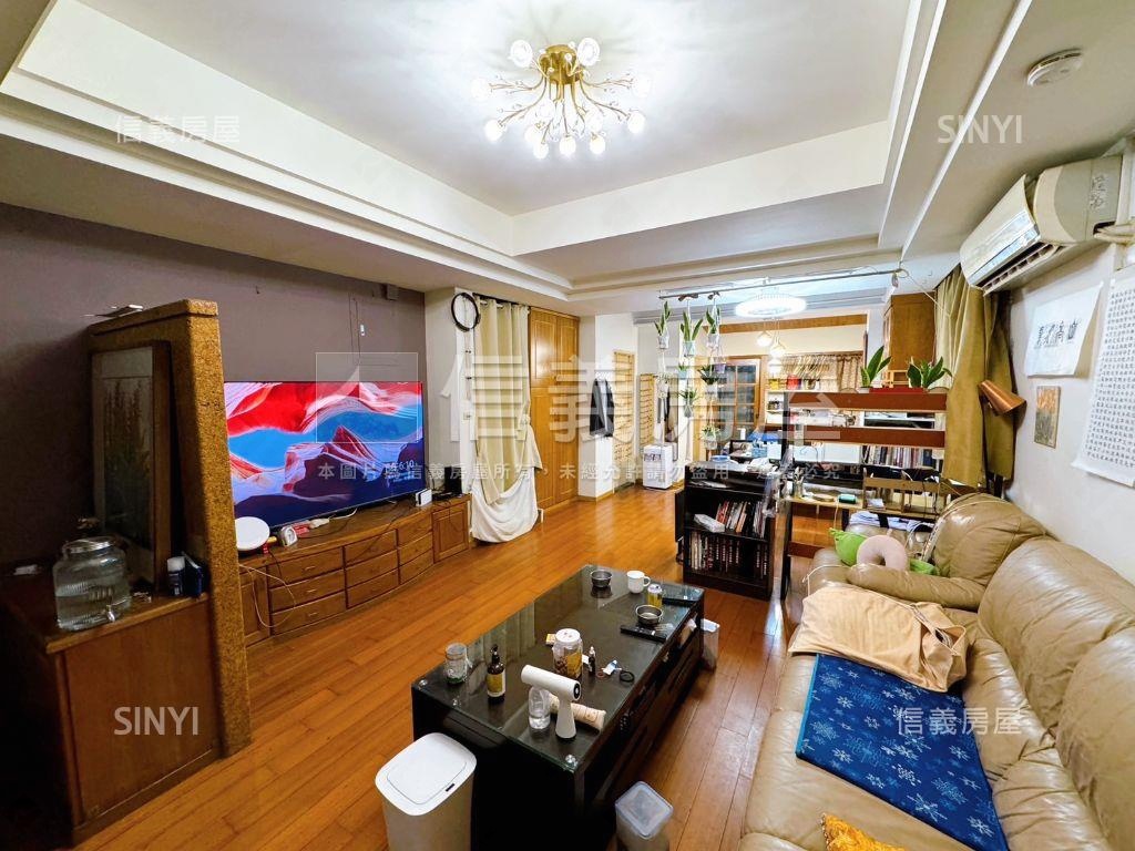 伯爵五代下疊溫馨宅房屋室內格局與周邊環境