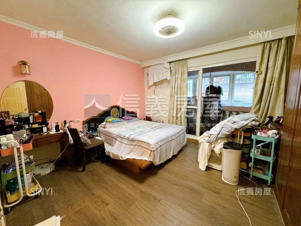 伯爵五代下疊溫馨宅房屋室內格局與周邊環境