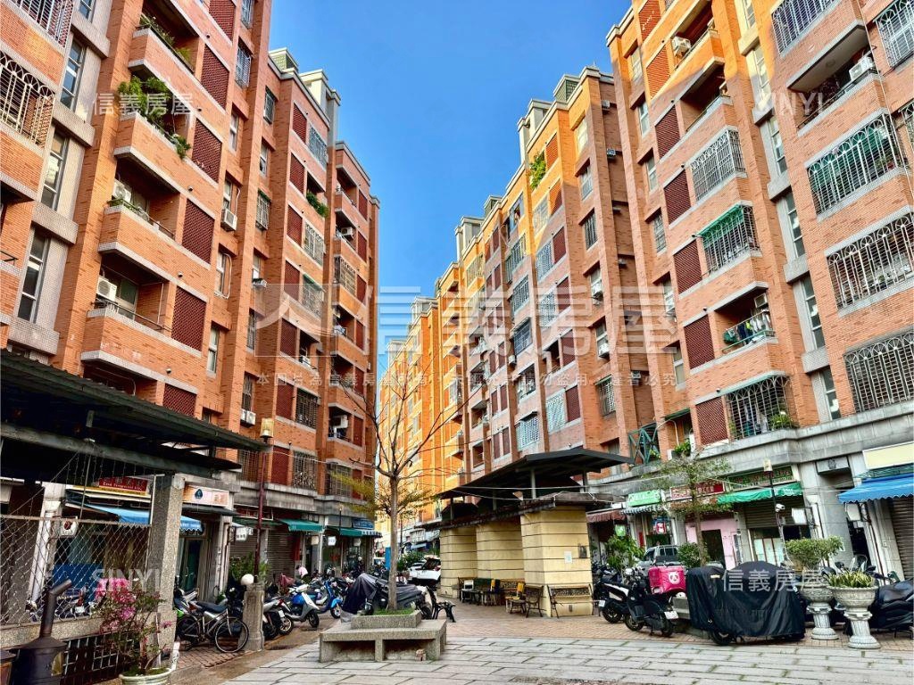漂亮裝潢雙陽台三房房屋室內格局與周邊環境