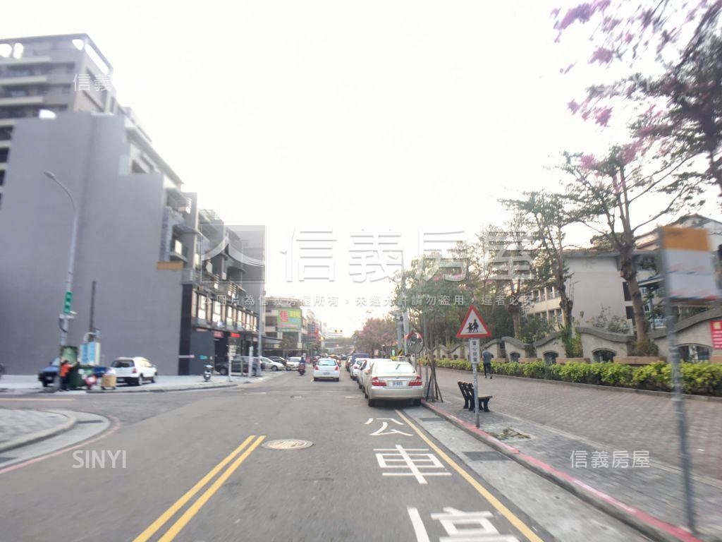 漂亮裝潢雙陽台三房房屋室內格局與周邊環境