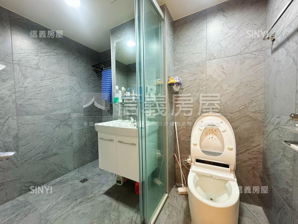 站前新銳兩房房屋室內格局與周邊環境