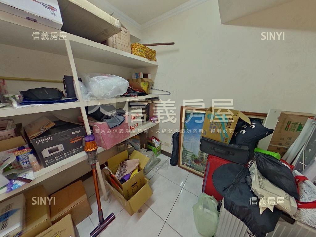 中流砥柱☘溫哥華經典四房房屋室內格局與周邊環境