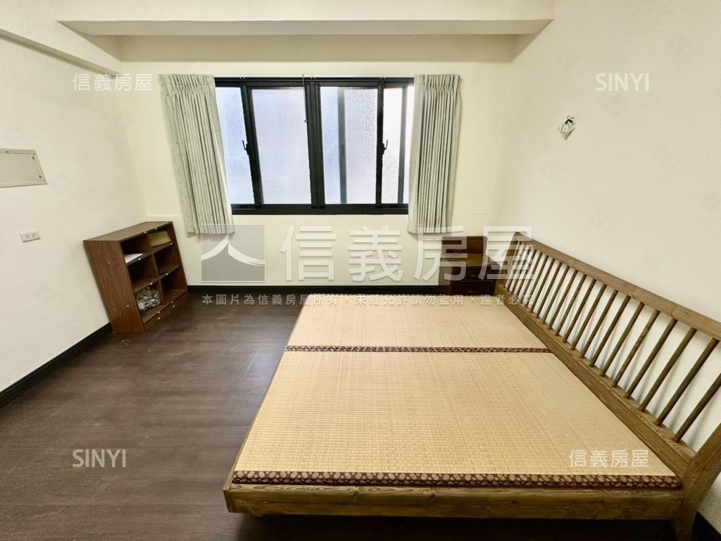 龍井藝術街邊間臨路透天房屋室內格局與周邊環境